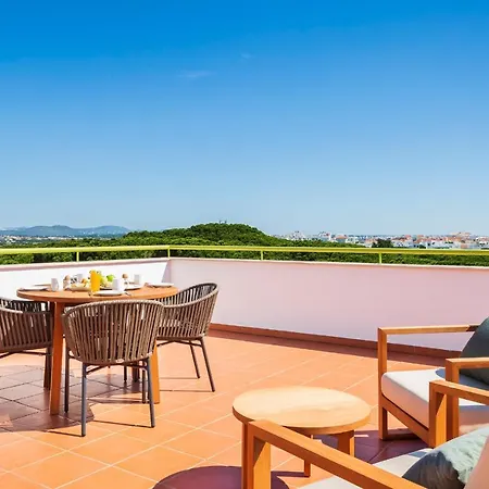 The Patio 4* 阿尔布费拉